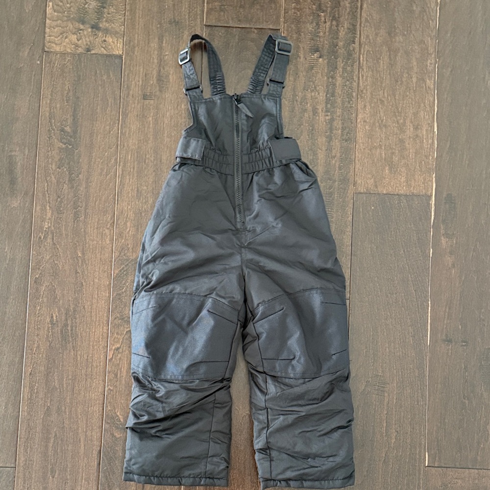 Cat and Jack Gender Neutral Toddlers Black Snow Bib Pants!